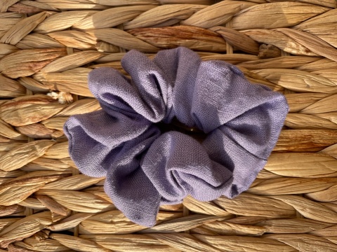 Lniana gumka do włosów scrunchie fioletowa