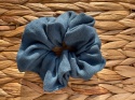 Lniana gumka do włosów scrunchie niebieska